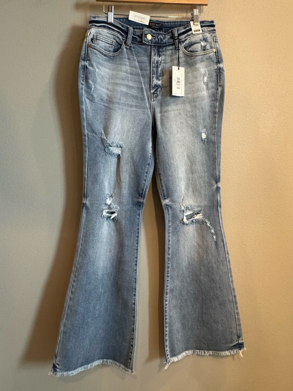 Judy Blue Light Blue Distressed High Rise Flare Jeans 11/30 NWT